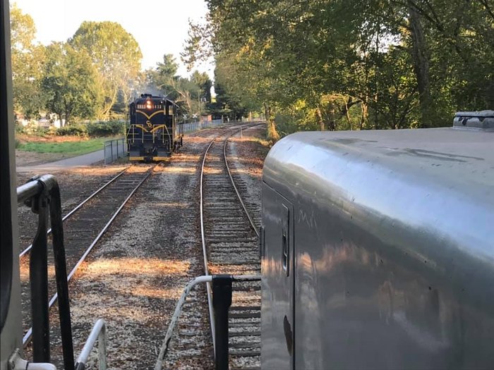 Nelsonville Fall Foliage Ride An Affordable Train Excursion In Ohio