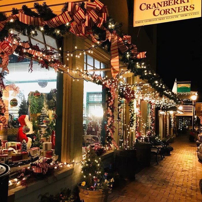 Enjoy The Magic Of A Dahlonega Christmas