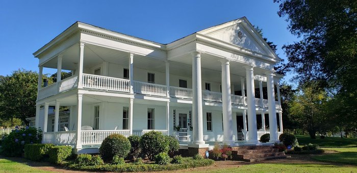 Winston Place Is A Beautiful Bed And Breakfast In Alabama