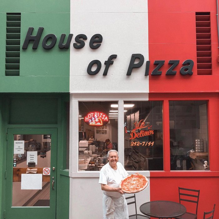 Manny's House Of Pizza Serves The Best Pizza In All Of Nashville