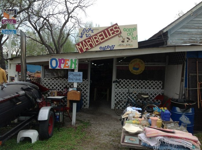 Visit The Sparks Antiques and Collectible Flea Market In Kanssas