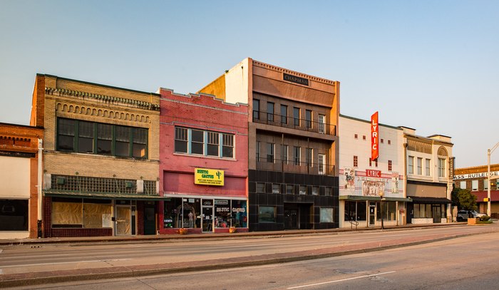 The Candy Lady Is One Of The Creepiest Urban Legends In Texas