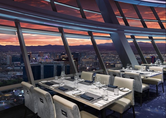 The Incredible Sky High Restaurant In Nevada That Will Make Your Stomach Drop