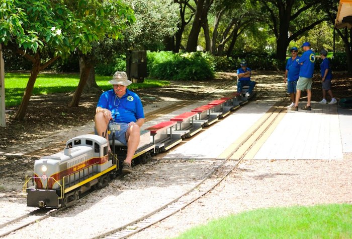 tourist train ride near me