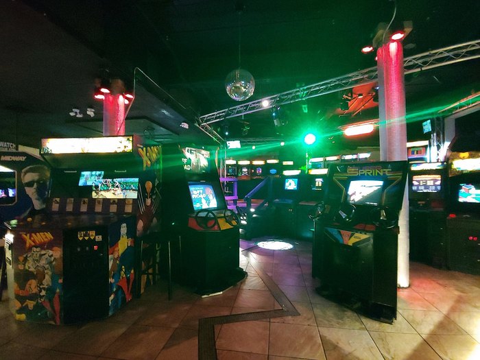 Free Play Bar & Arcade In Providence, Rhode Island Is a Trip Back in Time