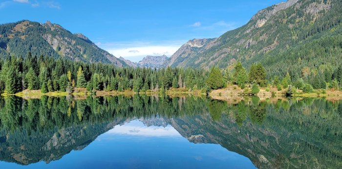 The Loop Trail In Washington That's Perfect For A Short Day Hike Anytime