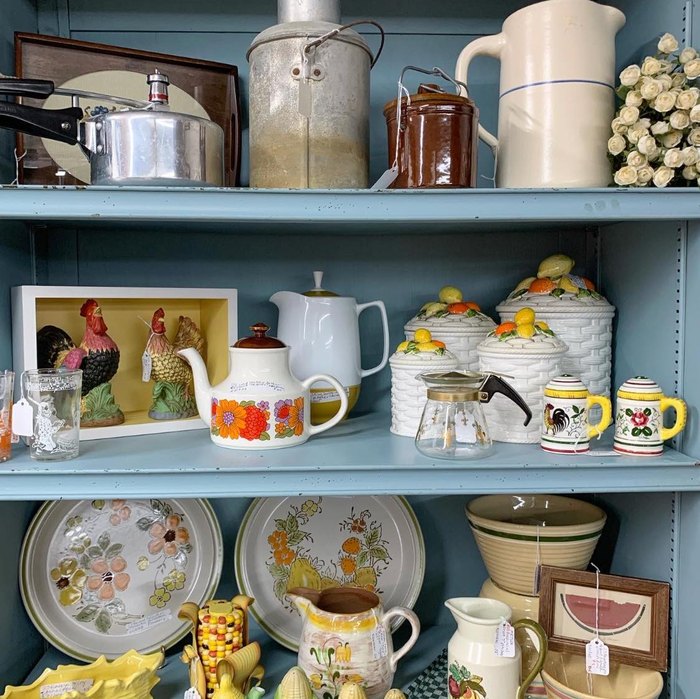 Browse In 3 Antique Shops In Northern Iowa
