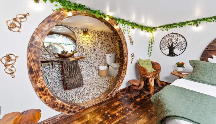 This Hobbit-Themed Airbnb In Texas Offers A Magical Stay