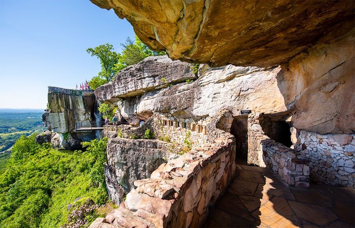 The 7 Places You Absolutely Must Visit In Georgia This Spring