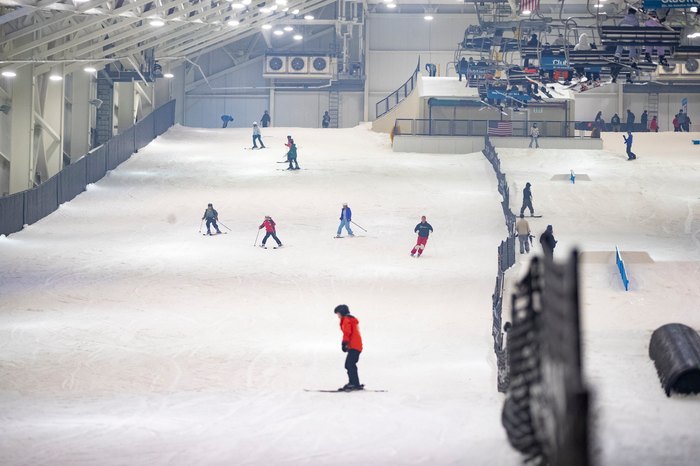 The Dystopian Experience of Skiing in New Jersey's New American