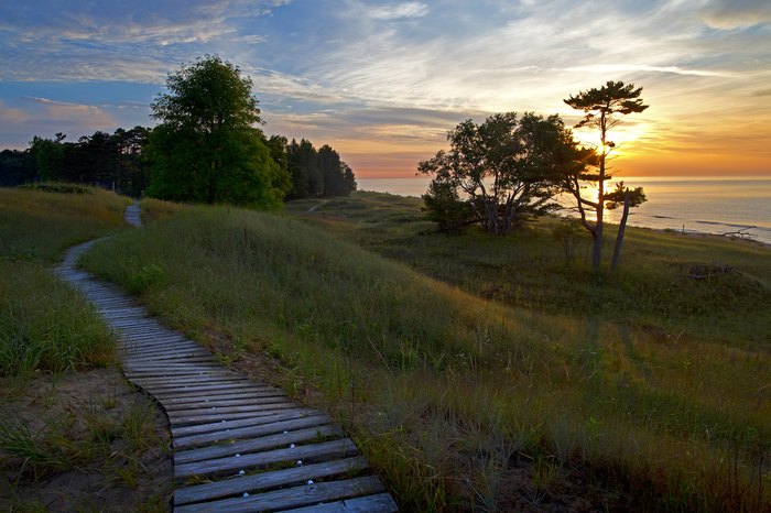 This Family-Friendly Park In Wisconsin Has Wild Sand Dunes