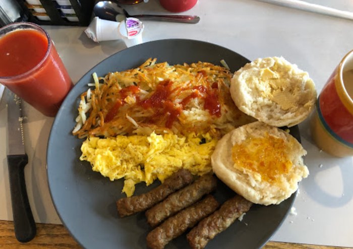 Have A Massive Breakfast At Route 66 Diner In North Carolina
