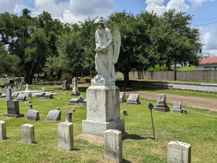 historic natchez Cemetery