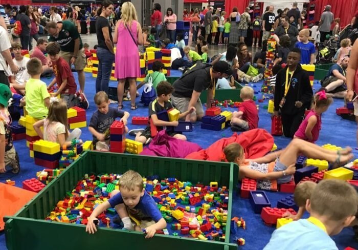 Lego enthusiasts of all ages flock to Brick Fest Live!, Local Las Vegas