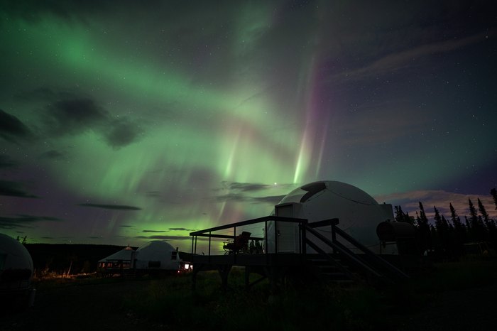 airbnb alaska northern lights