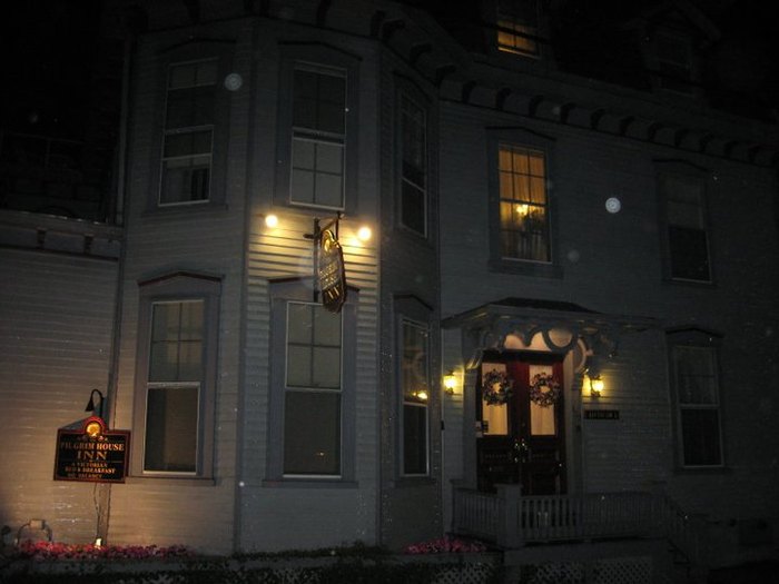 This Haunted Tour In Rhode Island Is Terrifying