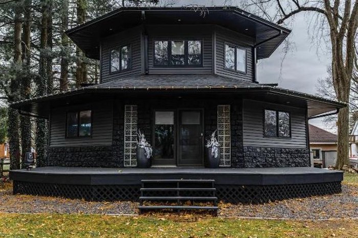 The Elegant Goth House Is The Most Unique Airbnb In Illinois