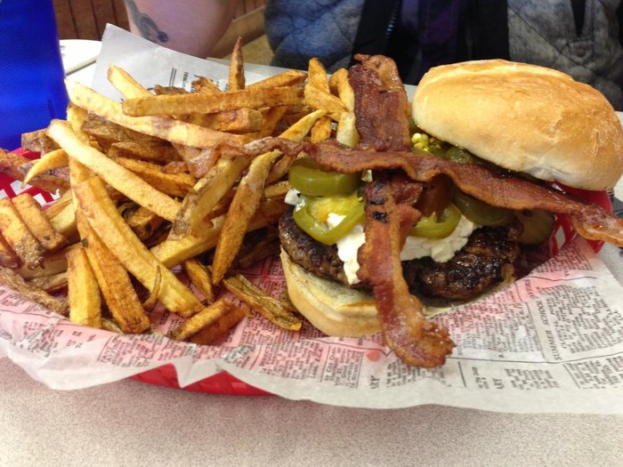 Big Daddy's Is The Place For The Best Burgers In Minnesota,