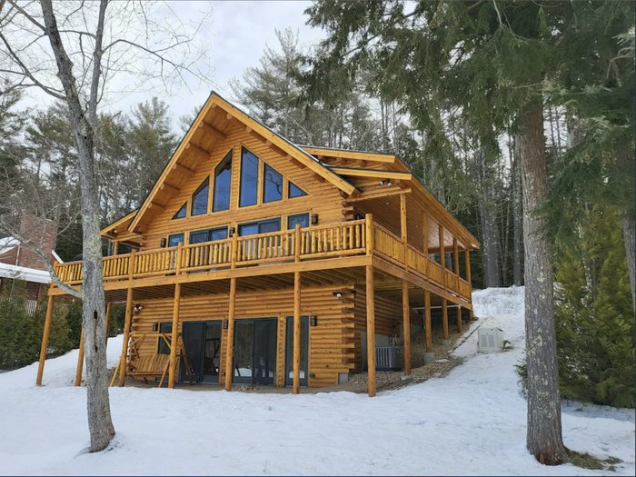 Best Cabins in New Hampshire: 14 Cozy Rentals for Every Budget