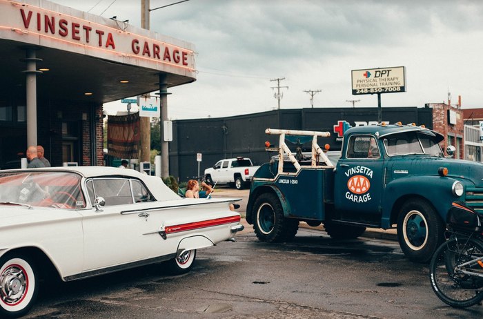 Vinsetta Garage Is A Unique Themed Restaurant In Michigan