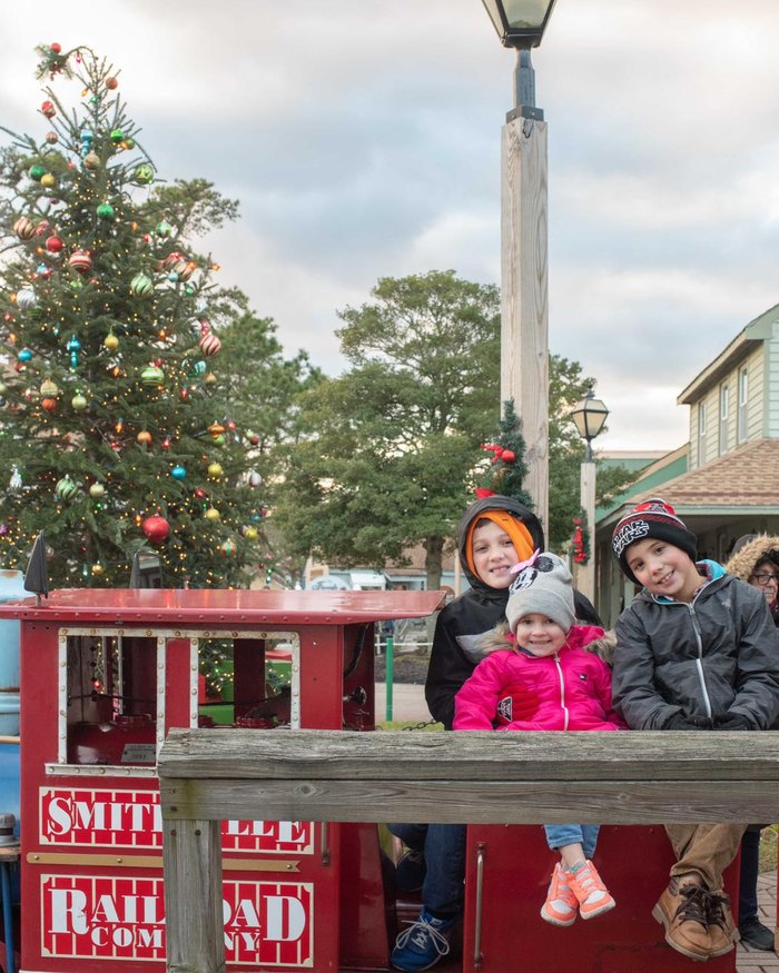 Historic Smithville Is The Best Christmas Village In New Jersey