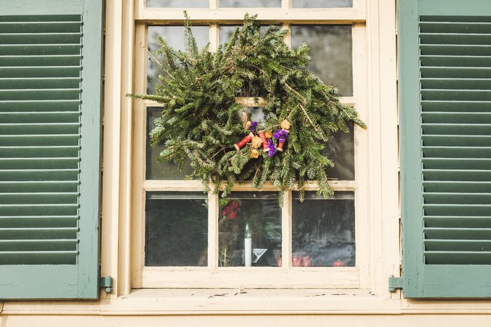 Visit Williamsburg For A Holiday Home Tour In Virginia
