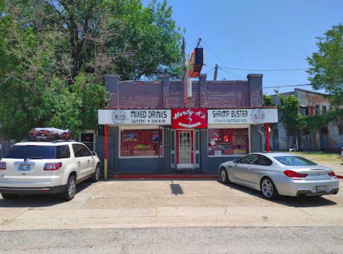 Herby-K's Is A Fabulous Seafood Restaurant In Louisiana