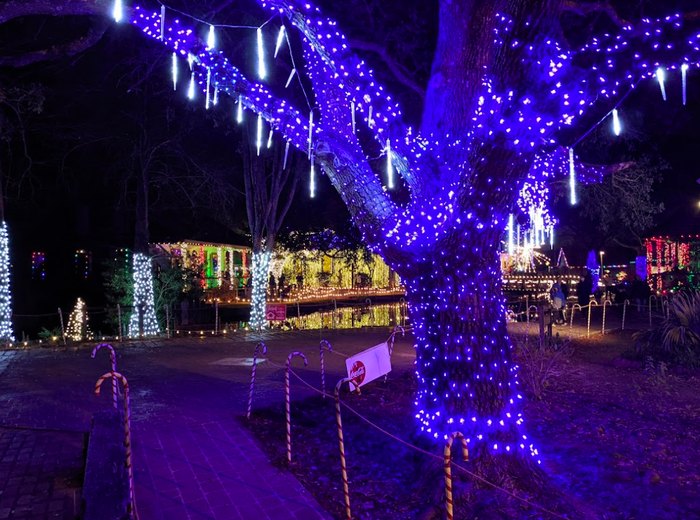 Christmas In Louisiana Isn't Complete Without Visiting This Village