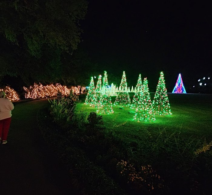 Beautiful Christmas Display In Alabama Magic Christmas In Lights