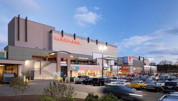 Best Malls In Connecticut: The Massive Connecticut Post Mall