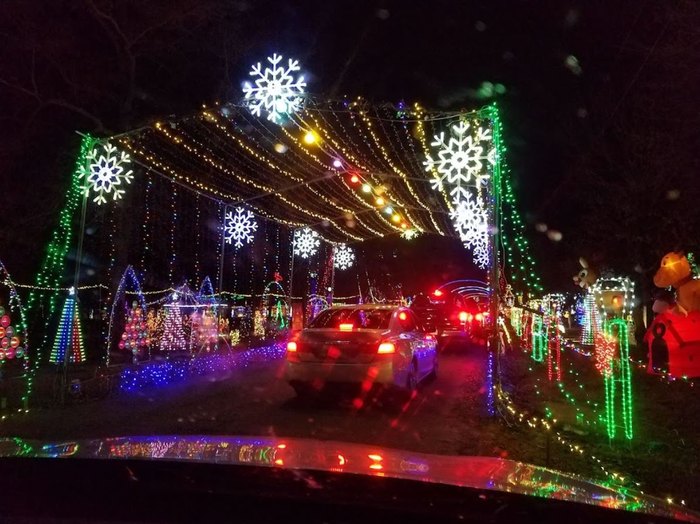 Finney's Wonderland Is A Stunning Christmas Display In Arkansas