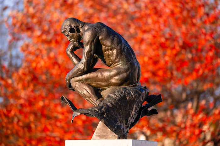 the thinker statue