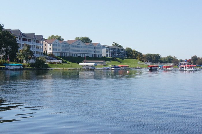 Beautiful Lake Wawasee Is The Largest Natural Lake In Indiana