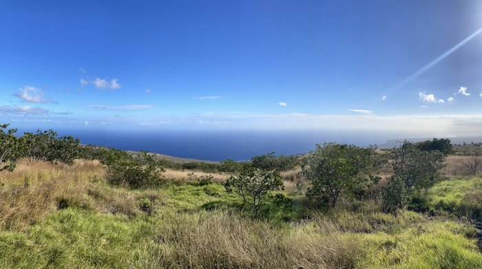 This Trail Leads Adventurers To A Little-Known Overlook In Hawaii