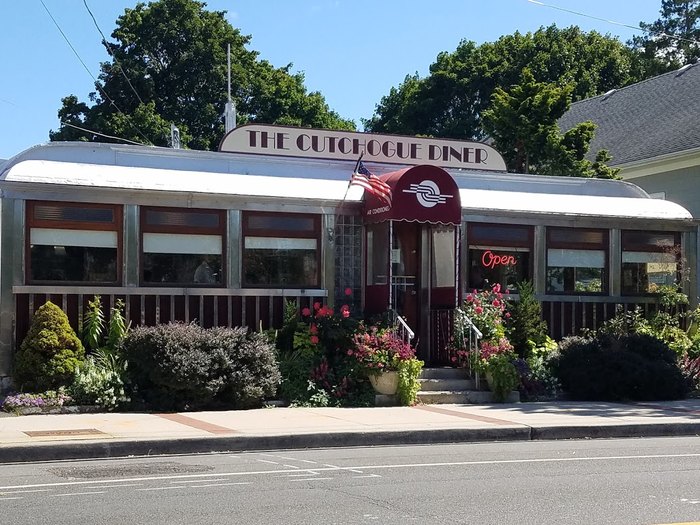 The Cutchogue Diner Is An Old School Eatery On Long Island, NY