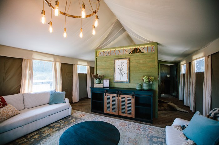 luxury glamping in tonica illinois