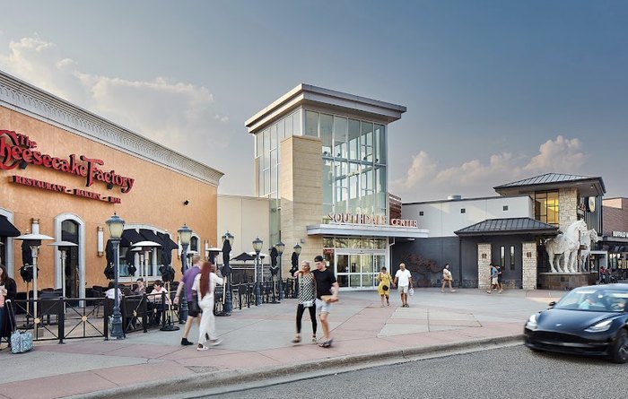 History of Southdale Center, the First Modern American Shopping Mall