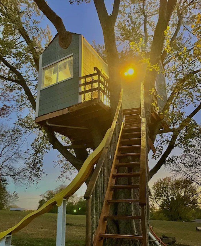 This Treehouse VRBO In Iowa Is The Perfect Des Moines Retreat