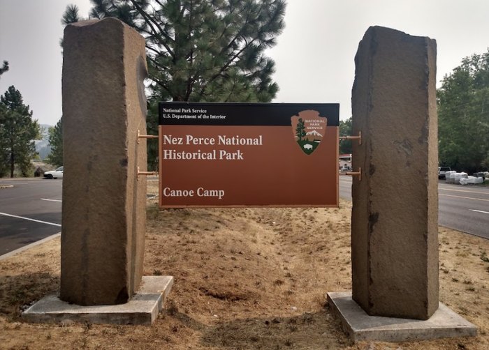 Tú·kes (digging sticks) of the Nez Perce (U.S. National Park Service)