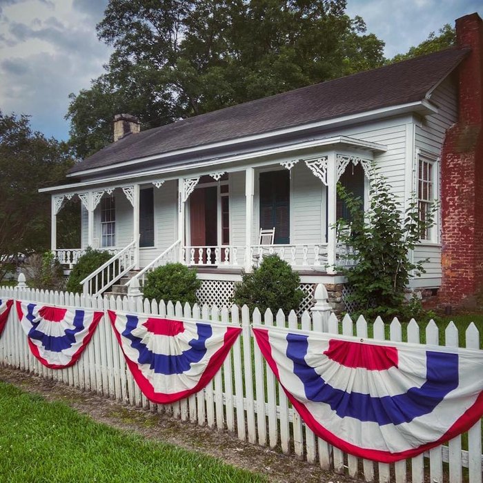 The Jonathan Bass House in Leeds along the Leeds Stagecoach Trail, a scenic trail in Alabama