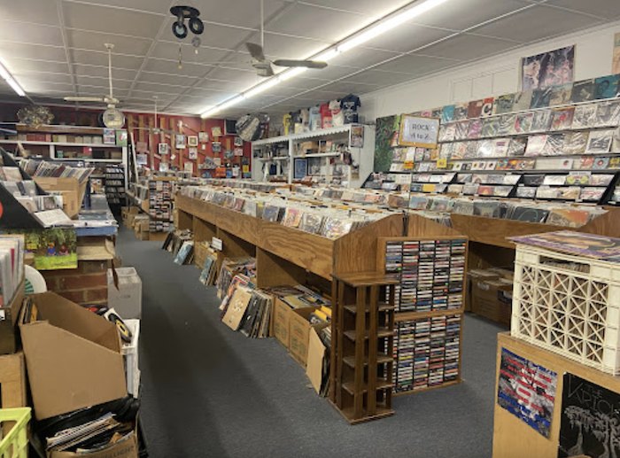 Discover the Charm of Alabama's 4 Best Vinyl Record Shops