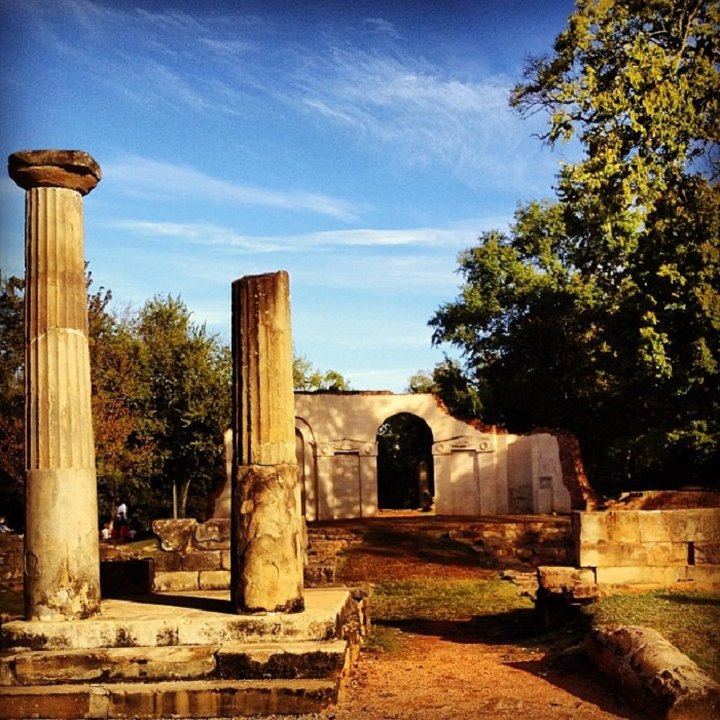 These 10 Unbelievable Ruins In Alabama Will Transport You Straight To The Past