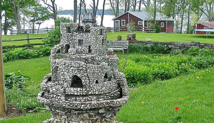 The Legend Behind These Tiny Castles In Vermont Is Fascinating