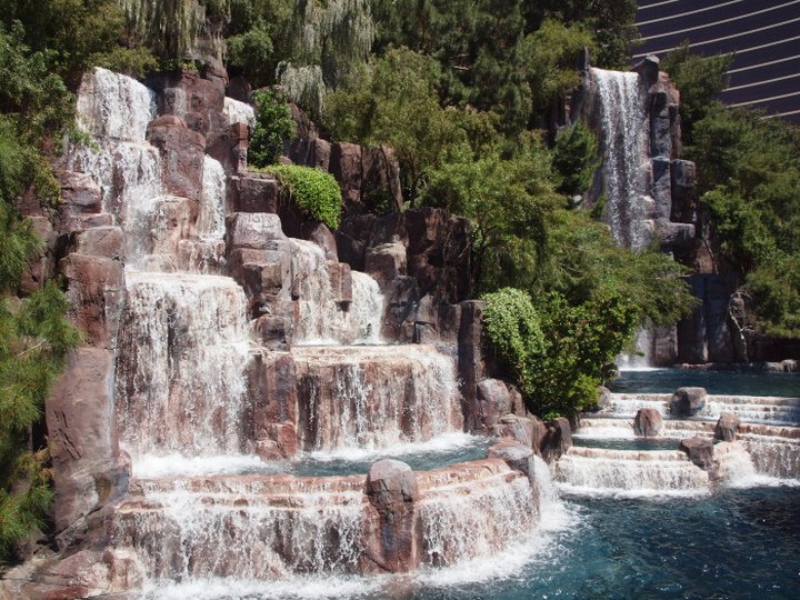 Here Are 9 Enchanting Urban Waterfalls That Everyone In Nevada Should Visit