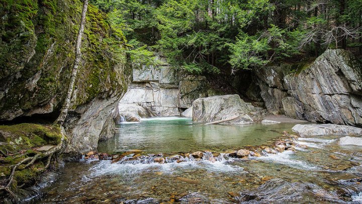 Everyone in Vermont Must Visit This Epic Natural Spring As Soon As Possible