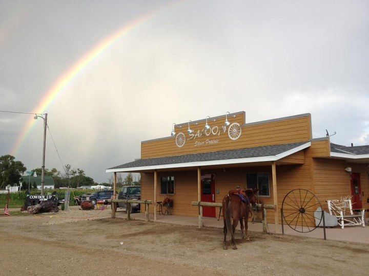 A Unique Restaurant In North Dakota, Silver Prairie Saloon Will Give You An Unforgettable Dining Experience