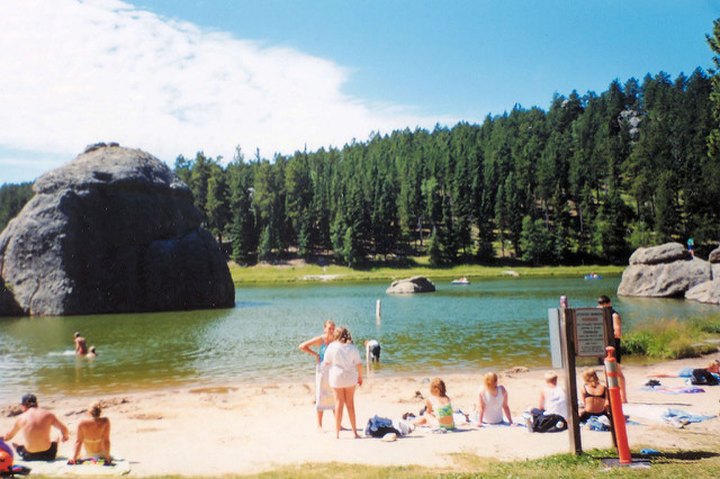 7 Gorgeous Beaches in South Dakota You Have To Check Out This Summer