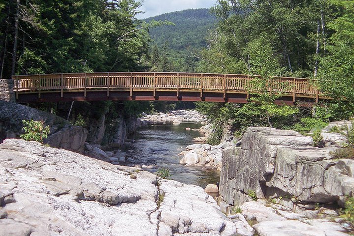 You'll Want To Cross These 9 Amazing Bridges In New Hampshire