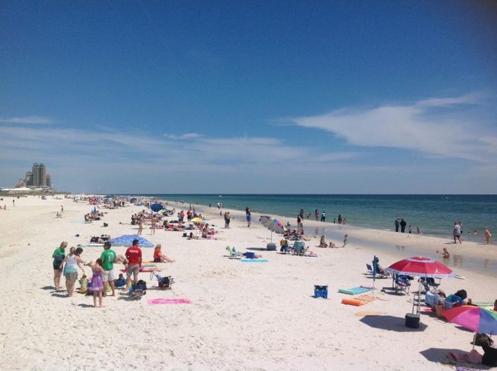 8 Gorgeous Beaches In Alabama You have To Check Out This Summer
