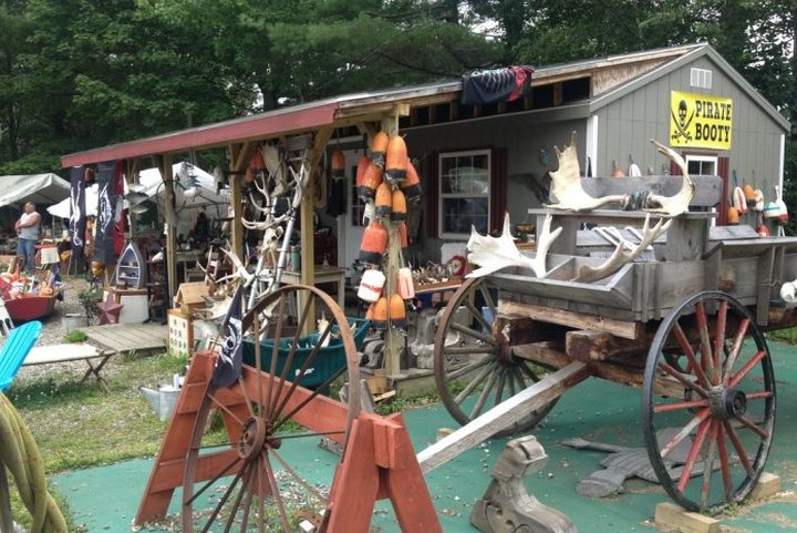 7 Must-Visit Flea Markets In Maine Where You’ll Find Awesome Stuff